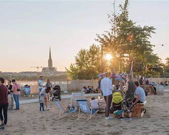 Rachat de crédit à Bordeaux La Bastide : réduisez vos mensualités et retrouvez un budget maîtrisé